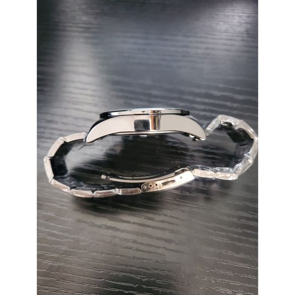 🔥NEW IN BOX Men's Chronos Watch Calendar Quartz Watch With Black Steel Strap - Picture 4 of 5